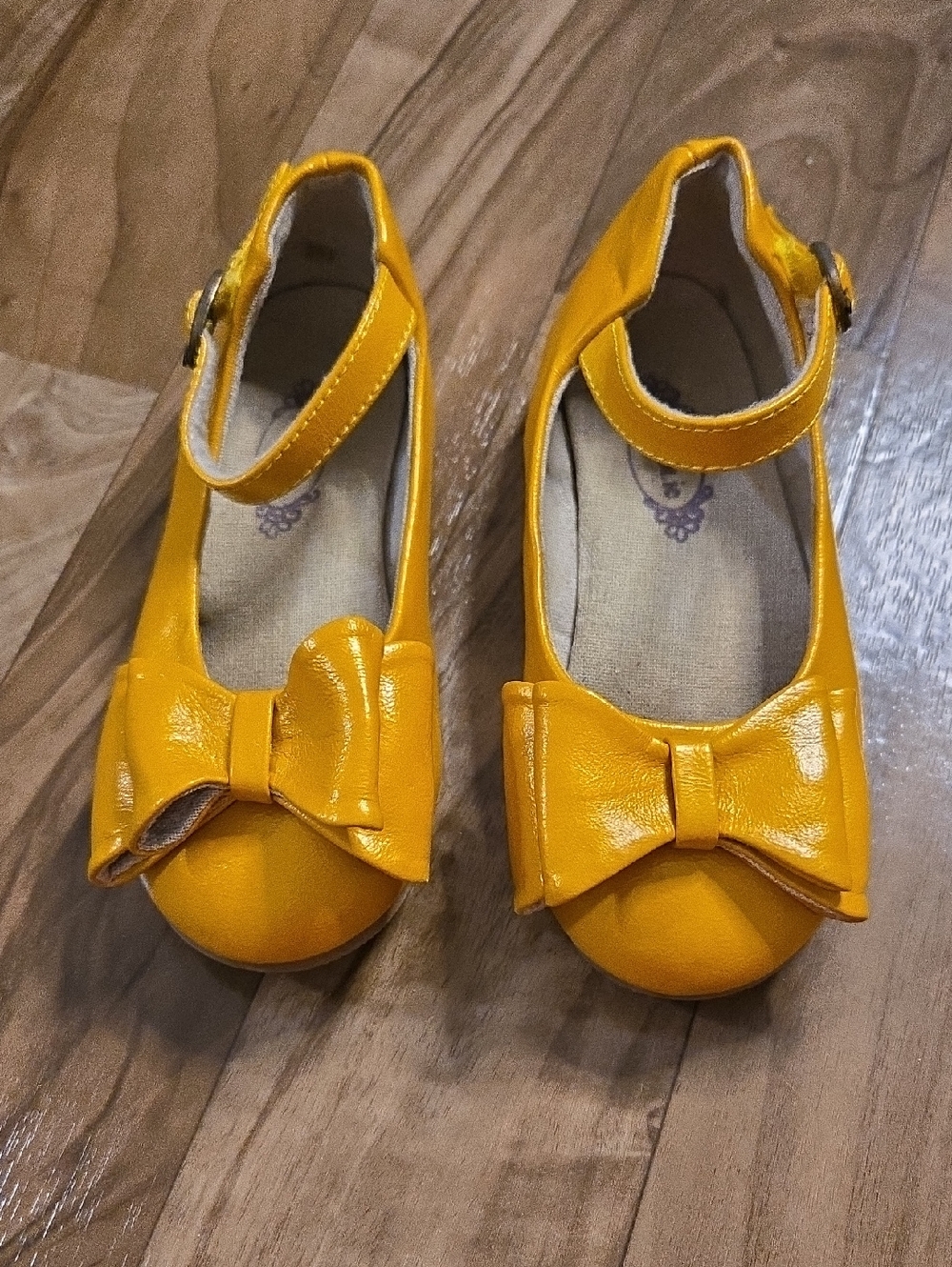 Joyfolie Girls Yellow Mary Jane Bow Shoes
